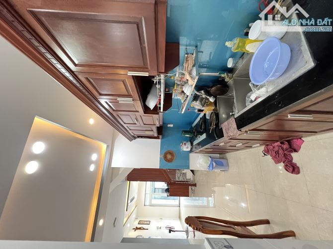 Bán nhà 3 tầng đúc BTCT 65m2 Lê Trọng Tấn ngay Đại Học Công Thương chỉ 5.6T - 8