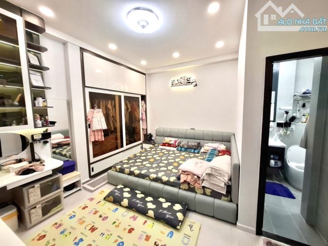 Bán nhà HXH QUAY ĐẦU Lê Văn Sỹ Q.3, 5T, MT rộng mênh mông, không LG, nở hậu, chỉ 8.x tỷ - 3
