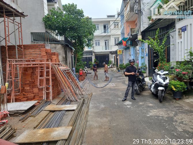 Bán nhà hẻm đường Gò Cát p Phú Hữu Tp Thủ Đức - 3