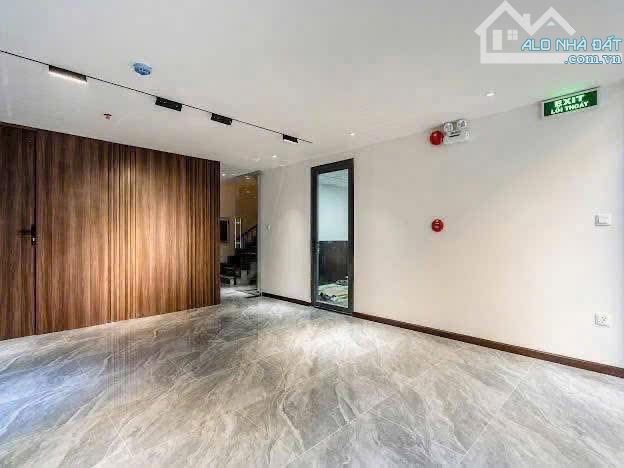Bán Gấp Building Đường Đào Duy Anh, Phú Nhuận, DT 12 x 13m, Giá 37 Tỷ - 3