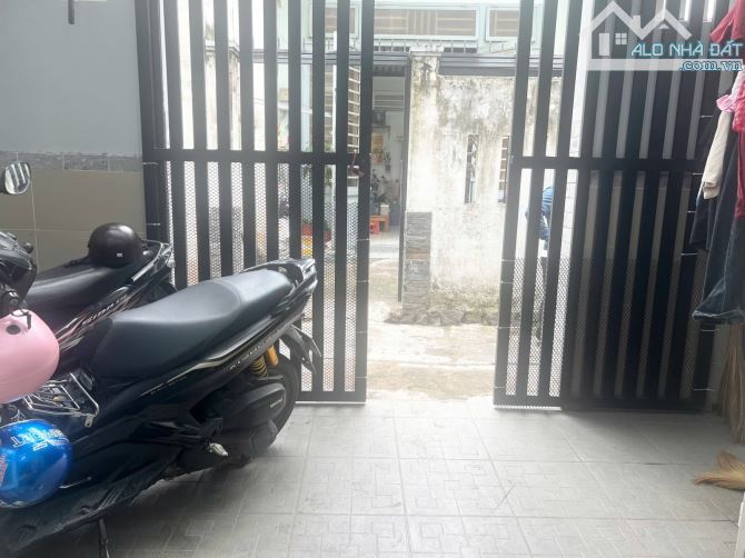 BÁN NHÀ ĐẸP 3 TẦNG, 4PN- HIỆP BÌNH CHÁNH - THỦ ĐỨC - CHỈ 4,9 TỶ - SỔ HỒNG CHÍNH CHỦ - 3