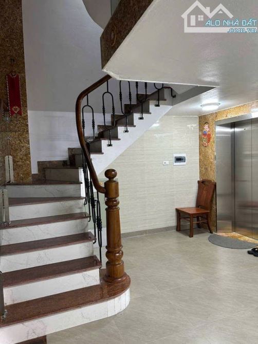 PL TRUNG TÂM CẦU GIẤY 60M 8 TẦNG MT 5M THANG MÁY KIỂU TOÀ VP NHÌN RA MP RẤT ĐẸP CẦN BÁN - 3