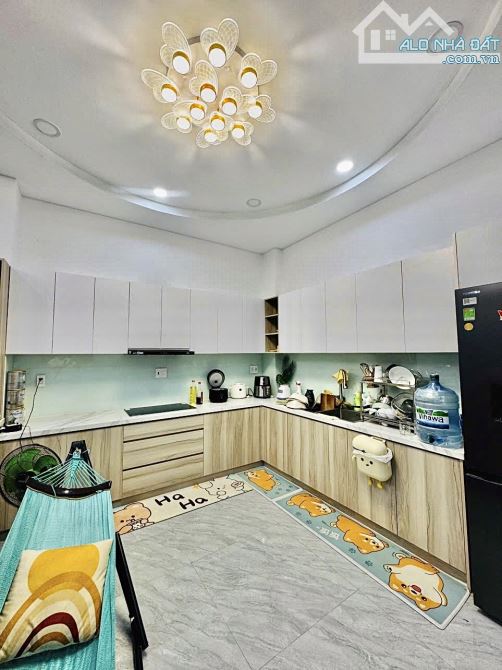 ✨ NHÀ MỚI 4 TẦNG, NGANG 6.5M BỀ THẾ, KDC ĐỒNG BỘ, CHỦ TẶNG FULL NỘI THẤT CAO CẤP - 6,49 TỶ - 3