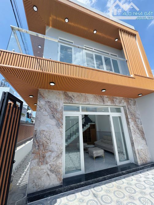 Villa mini diện tích 6x40. Đường 3 Làng. Cách chợ Bình Chánh 1km. QL1A vào 300m - 4