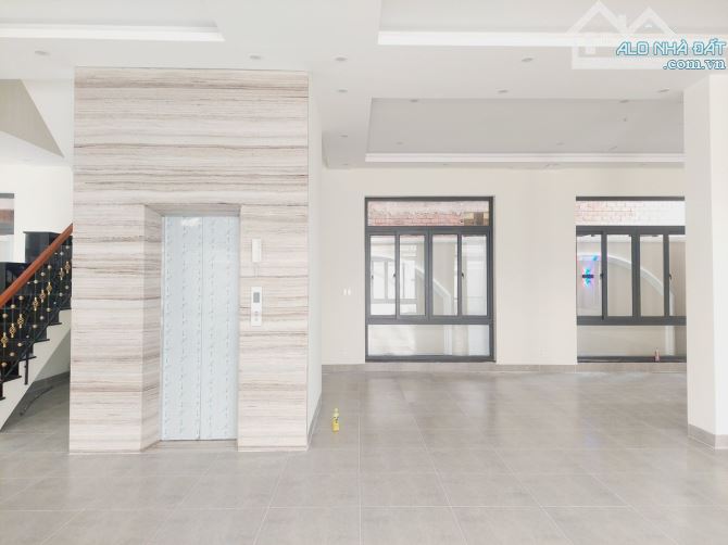 Cho thuê biệt thự ngay trung tâm biên hòa, khu dân cư D2D. DT 442m2 sàn 750m2 ngay Topaz. - 4