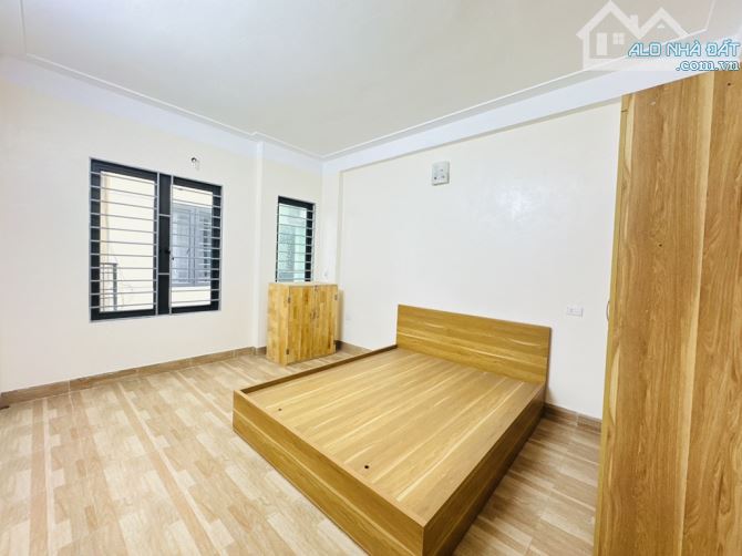 Nhà 5 Tầng Gần Đại Học Phenikaa – “Ẩn Mình” Trong Lòng Phố, Đón Nắng Gió – Sổ Đỏ Chính Chủ - 4