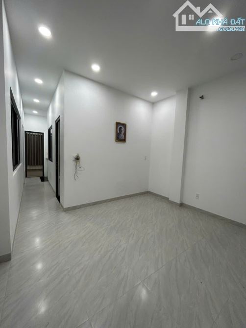 Bán nhà 1 trệt 1 lầu đường nhựa trung tâm phan thiết chỉ 3ty5 - 4