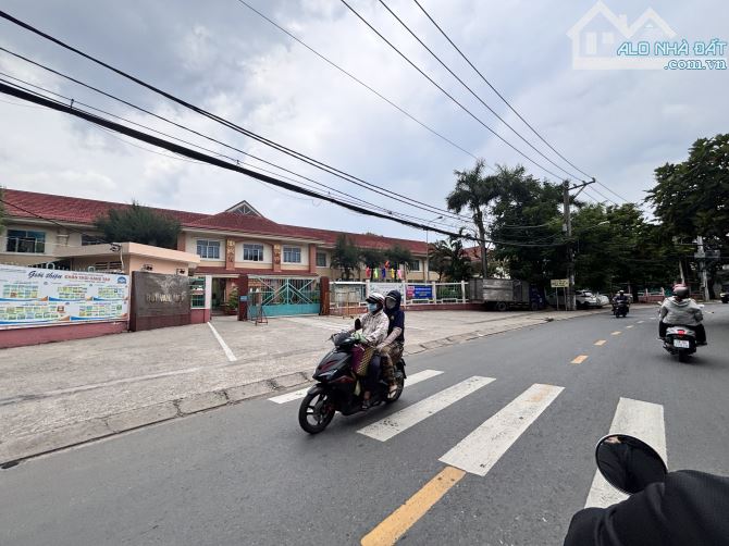 Bán đất 2 mặt tiền KD 172m2 Đ. Hồ Bá Phấn cách Tây Hoà 100m, tuyến Metro Phước Long 500m - 4