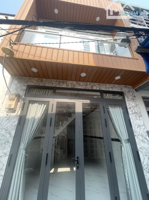 BÁN NHÀ HIỆP BÌNH CHÁNH 2 TẦNG - 2 PN - HOÀN CÔNG - HẼM RỘNG - CÁCH XE HƠI 1 CĂN - 4
