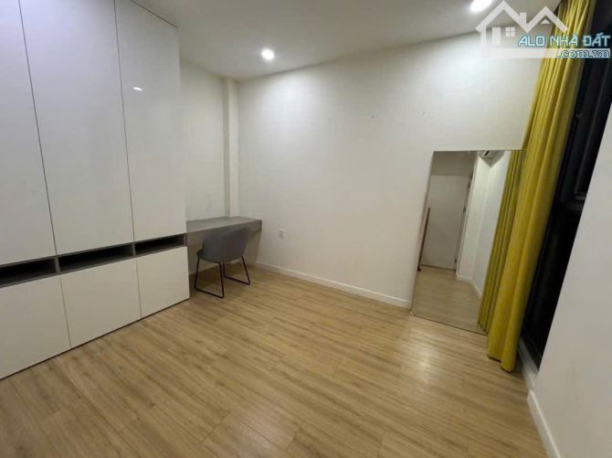 Chung cư Ruby Garden, Nguyễn Sỹ Sách,p15,Tân Bình: 2p ngủ,98m2,11tr - 4