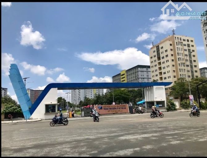 GIảm 150 tr Cực vip  bao đầu tư bán nhà 2 tầng hẻm xe hơi  giáp làng Đại Học Quốc Gia - 4