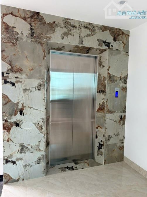 BÁN NHÀ MỚI 6 TẦNG THANG MÁY – GARA OTO 7 CHỖ – GẦN TRƯỜNG PHÁP – 47M² – MT 4.6M - 4