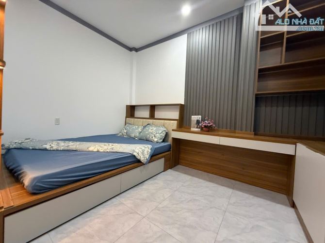 Nhà 1 mê hẻm 181 Quang Trung, 2 oto né nhau thoải mái - 4