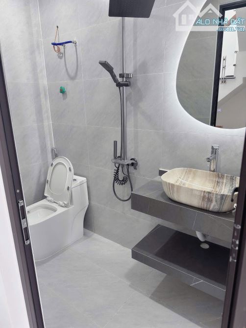 Bán nhà đẹp sau mặt đường Khúc Thừa Dụ - Thiên Lôi Aeon - Oto đỗ cửa - 5