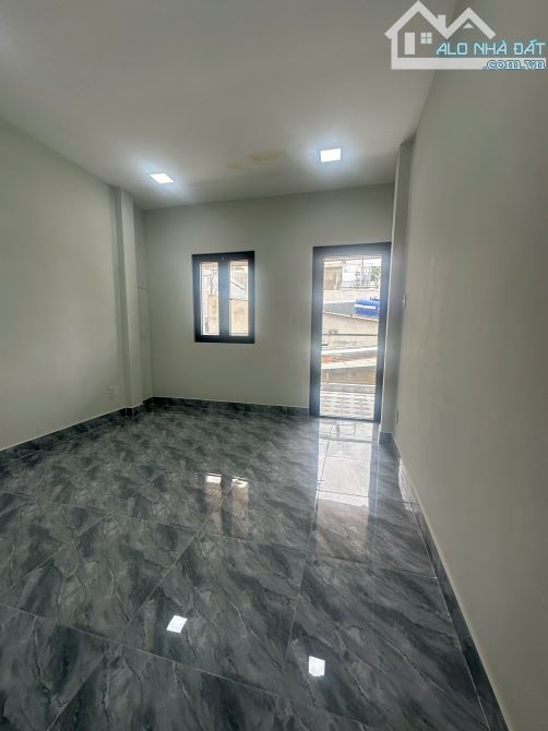 Bán nhà hẻm Dương Bá Trạc Phường 2 Quận 8. Nhà 2 mặt hẻm, thiết kế hiện đại 5.48 Tỷ - 5