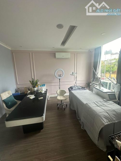 Mặt phố Nguyễn Chí Thanh 84m 8 tầng - Mặt tiền 9.4m - Thang máy 58.3 tỷ - 6