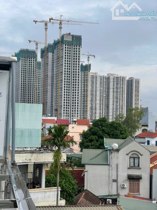 Bán nhà TÂY MÔ ,ô tô đỗ cổng,view Vinhomes Smart City,dt31m,5 tầng,hơn 5 tỷ - 6