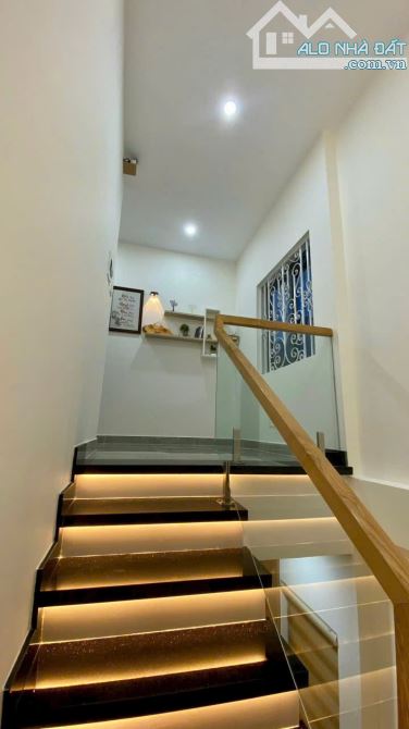 (HOT) CHỊ CHỦ DỄ THƯƠNG CẦN BÁN CĂN NHÀ HẺM XE HƠI ĐƯỜNG CÁCH MẠNG THÁNG 8, QUẬN 10 - 5X14 - 6