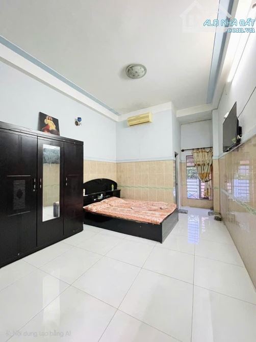Hiếm! Nguyễn Văn Quá - hẻm xe hơi thông - nhà 3 tầng - 4x21m - 6