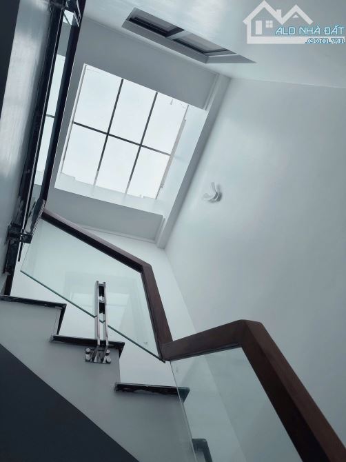 Bán nhà đẹp sau mặt đường Khúc Thừa Dụ - Thiên Lôi Aeon - Oto đỗ cửa - 7