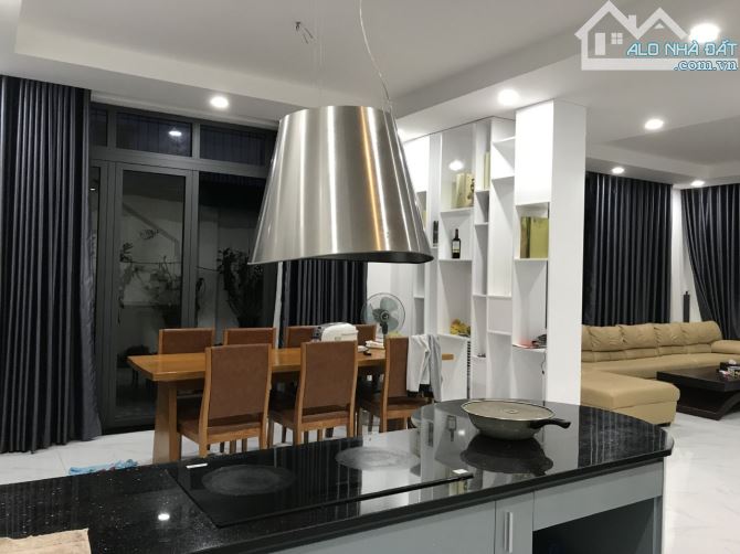 Bán nhà biệt thự Quận 2 đường Nguyễn Duy Trinh KDC 10 mẫu gần chợ Tân Lập (165m2) 24 tỷ - 7