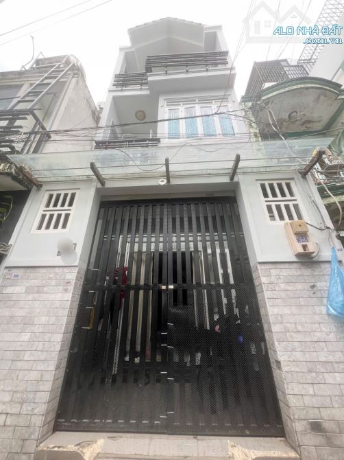 BÁN NHÀ ĐẸP 3 TẦNG, 4PN- HIỆP BÌNH CHÁNH - THỦ ĐỨC - CHỈ 4,9 TỶ - SỔ HỒNG CHÍNH CHỦ - 7