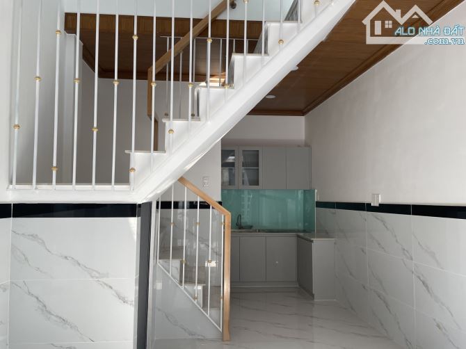 BÁN NHÀ HIỆP BÌNH CHÁNH 2 TẦNG - 2 PN - HOÀN CÔNG - HẼM RỘNG - CÁCH XE HƠI 1 CĂN - 7