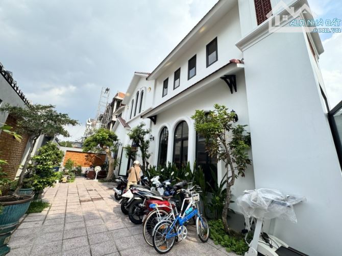 Bán gấp biệt thự sân vườn ngay BVĐK Thủ Đức. Không gian trải nghiệm đỉnh của đỉnh. - 7