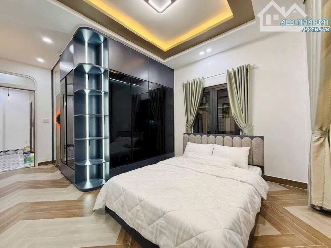 Hạ 500tr Bán gấp nhà đẹp 5 Tầng Hẻm xe hơi DT 5,3X16M, 6PN nhỉnh 9 tỷ - 9