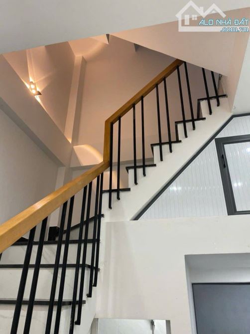 🧱 NHÀ BTCT 3 TẦNG SÂN THƯỢNG GIỮA LÒNG QUẬN 10 – CHỈ 6.5 TỶ – CÁCH MẶT TIỀN CHỈ 80M - 9