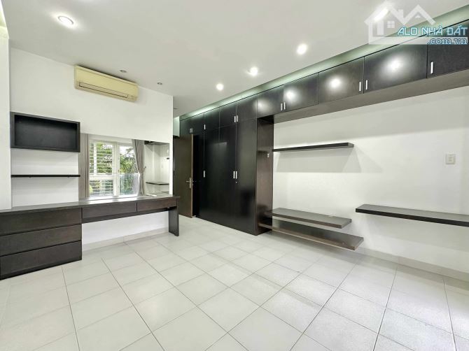 Siêu phẩm Đường Trục ngay ĐH Văn Lang Bình Thạnh 4 tầng 80m2 Giá 15.8 tỷ - 9