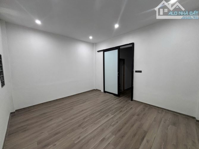 Cho Thuê Nhà Nguyên Căn Quận Bắc Từ Liêm. 60m2 x 4 tầng. Vào Ở Ngay. Ô Tô đỗ cửa. - 9
