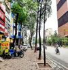 BÁN NHÀ HOÀNG QUỐC VIỆT - THANG MÁY VỈA HÈ RỘNG, KINH DOANH ĐỈNH - DÒNG TIỀN THUÊ 55 TRIỆU