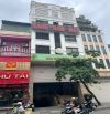 Cho thuê nhà MP Bạch Mai: 150m2 x 5 tầng, MT: 8m, có hầm, PCCC, thang máy, thông sàn
