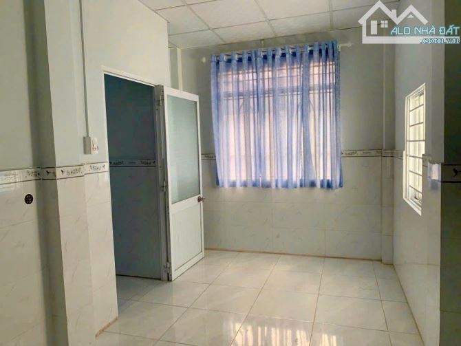 Bán nhà cấp 4 căn góc (2PN) ngay TTTP Nha Trang gần Cầu Hộ cách đường Bến Cá chỉ 100m