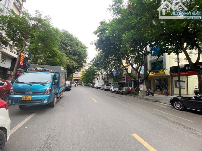 Cần bán nhà mặt phố Lý Thường Kiệt-Phường Cửa Nam-Hoàn Kiếm-Hà Nội 486m2, 1 sổ, GPXD10T