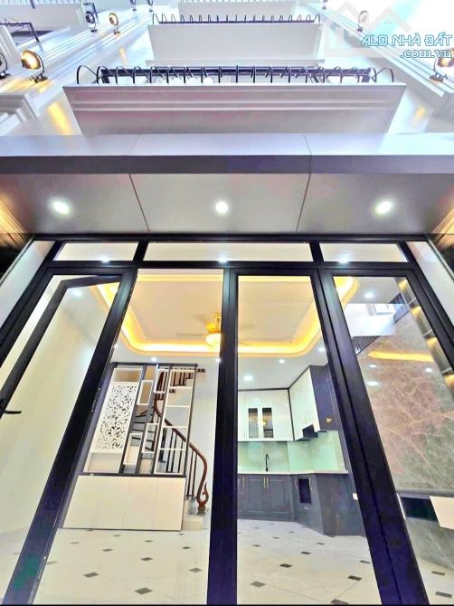 DT 34m2- 5Tầng MT4m2 - 8.45 Tỷ NHÀ DÂN XÂY ĐẸP - 6
