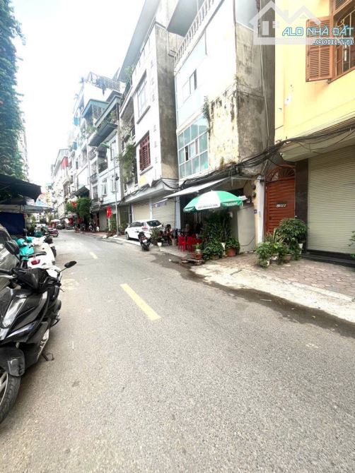 ĐỒNG CỔ HOME STAY 6 tầng 78m MT 11m MẶT PHỐ ô tô tránh giá chào 20 tỷ