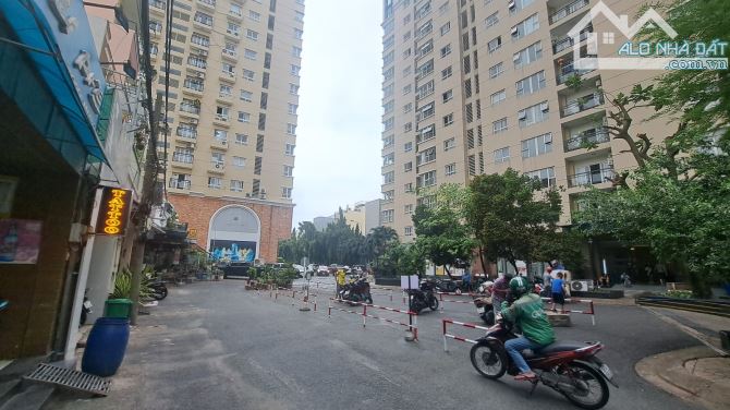 Bán gấp nhà ngay chung cư Phúc Yên.82m2.3 Tầng. Phan Huy Ích.Tân Bình