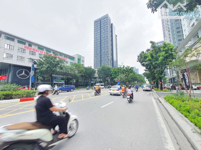 MẶT PHỐ HUỲNH THÚC KHÁNG, VỈA HÈ KINH DOANH_DT 100M2, 9 TẦNG, MT  10M, 50TỶ