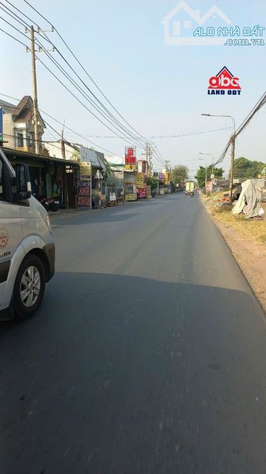 Bán Nhà 1 trệt 1 gác lửng đúc bê tông cốt thép ,gần trường học Hòa  Bình , trường Võ Trườn