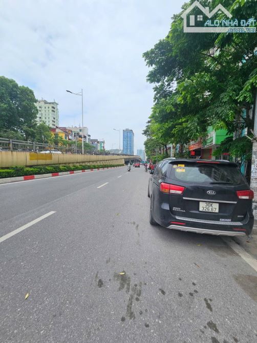 N TÒA NHÀ 8 TẦNG MẶT PHỐ NGUYỄN CHÍ THANH – ĐỐNG ĐA – HÀ NỘI  Diện tích: 85m²