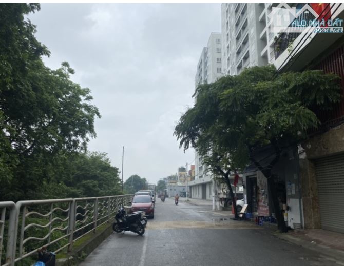 BÁN ĐẤT TẶNG NHÀ CẤP 4 DÀNH CHO ĐẦU TƯ KHUYẾN LƯƠNG 79 M GIÁ CHỈ 9.4 TỶ