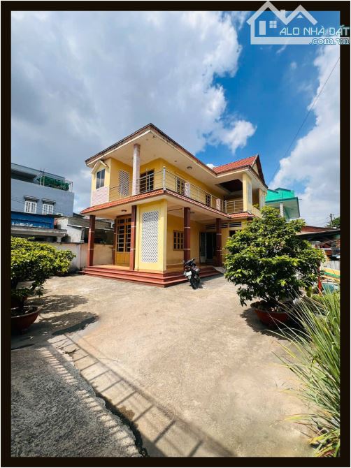 Top nhà phố rẻ 15 x 19m 1 trệt 1 lầu Thủ Đức TP.HCM chỉ 11 tỷ