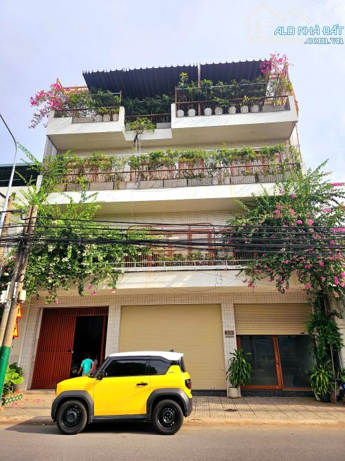 Bán Nhà Hoàn Công 3 Lầu gần chợ Dĩ An 1 , Tp Dĩ An , Bình Dương
