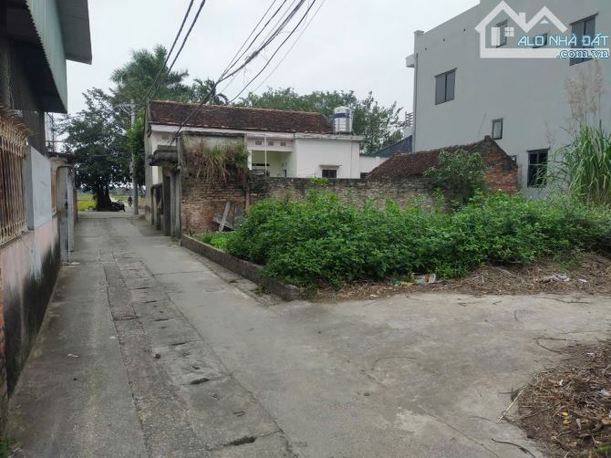 SIÊU PHẨM NHỎ XINH DỤC TÚ, 40M2 Ô TÔ VÀO TẬN ĐẤT, VÀI BƯỚC RA ĐƯỜNG GOM TỨ LIÊN