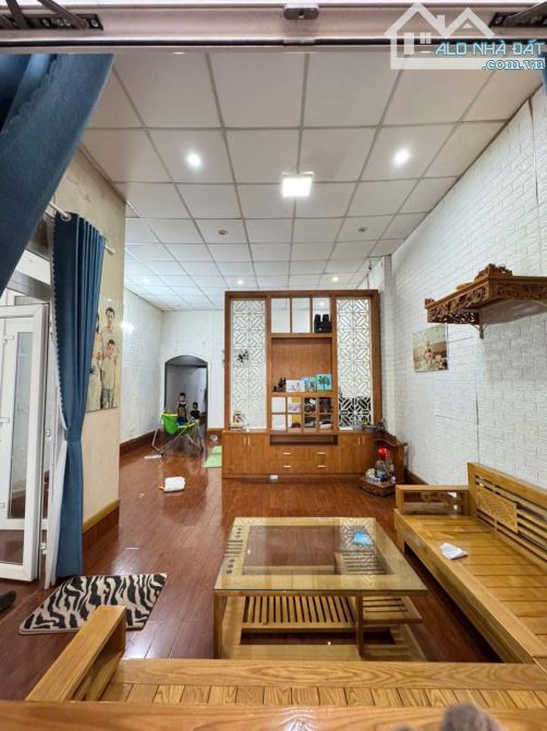 NHÀ HẺM CHU VĂN AN - PHƯỜNG TÂN AN - DT:5,2x34m - TC: 100% - 4,5 TỶ