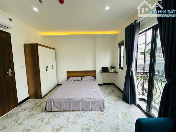 Tòa CHDV Tam Khương dòng tiền 90 triệu, 18p, mới koong, ngõ ba gác, thang máy, 75m