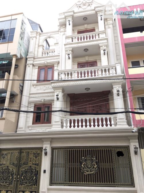 Bán nhà biệt thự Phổ Quang - Huỳnh Lan Khanh, P. 2, Tân Bình, DT: 8x25m, 3 tầng, giá 29 tỷ
