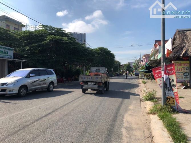 Lô Đất Kế Bên Công An Giao Thông Huyện Thuận An - 1/Nguyễn Văn Tiết
